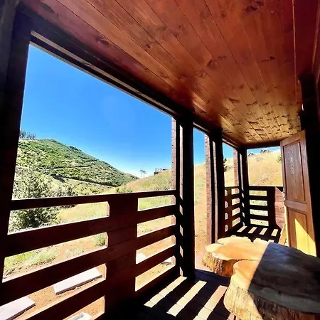 Mountain Eco Shelter 6 * Funchal (Madeira)